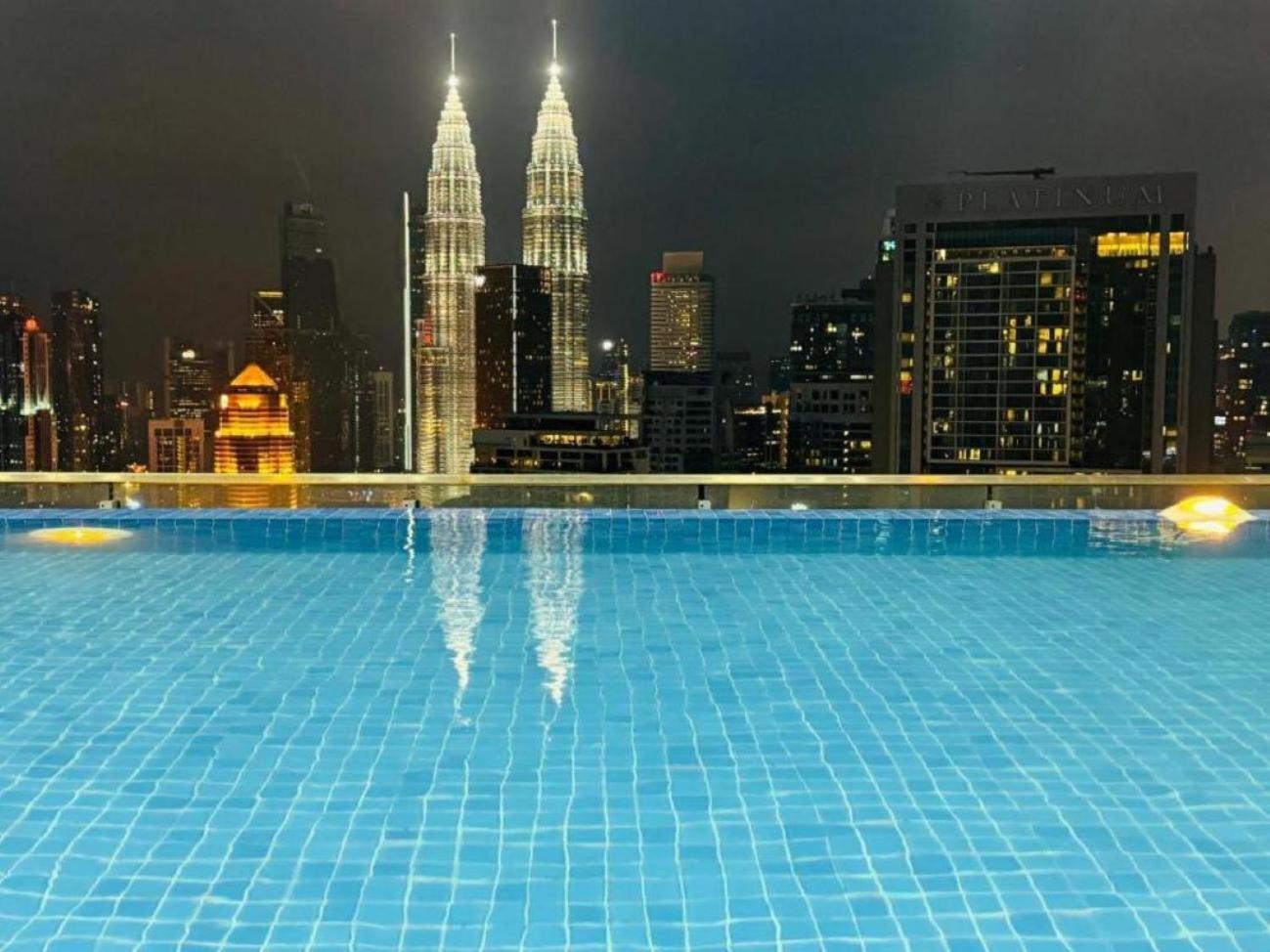 The Luxe Colony Klcc By Sky Pool Kuala Lumpur Exterior foto