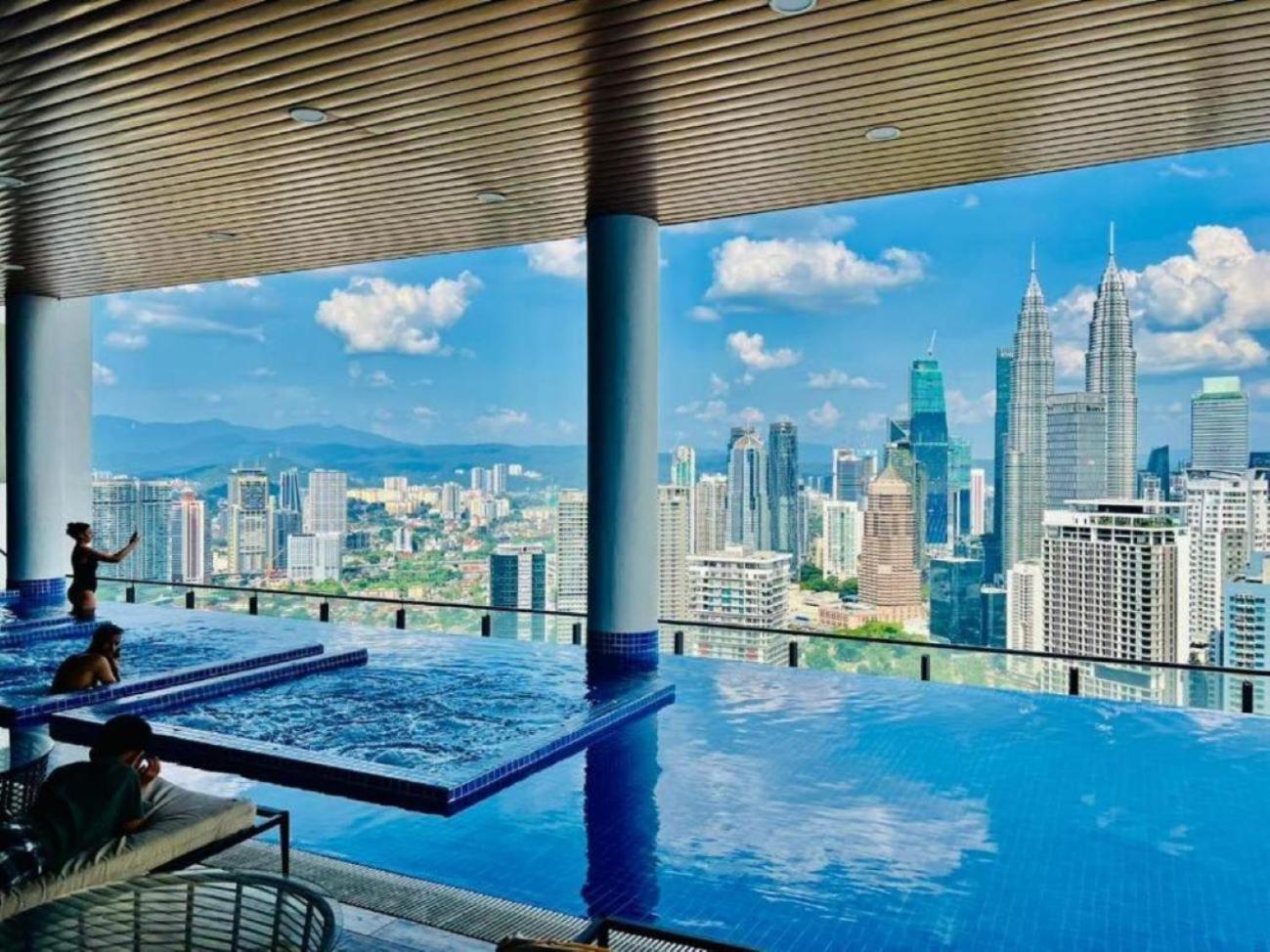 The Luxe Colony Klcc By Sky Pool Kuala Lumpur Exterior foto