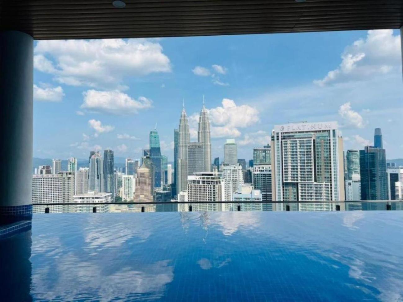 The Luxe Colony Klcc By Sky Pool Kuala Lumpur Exterior foto