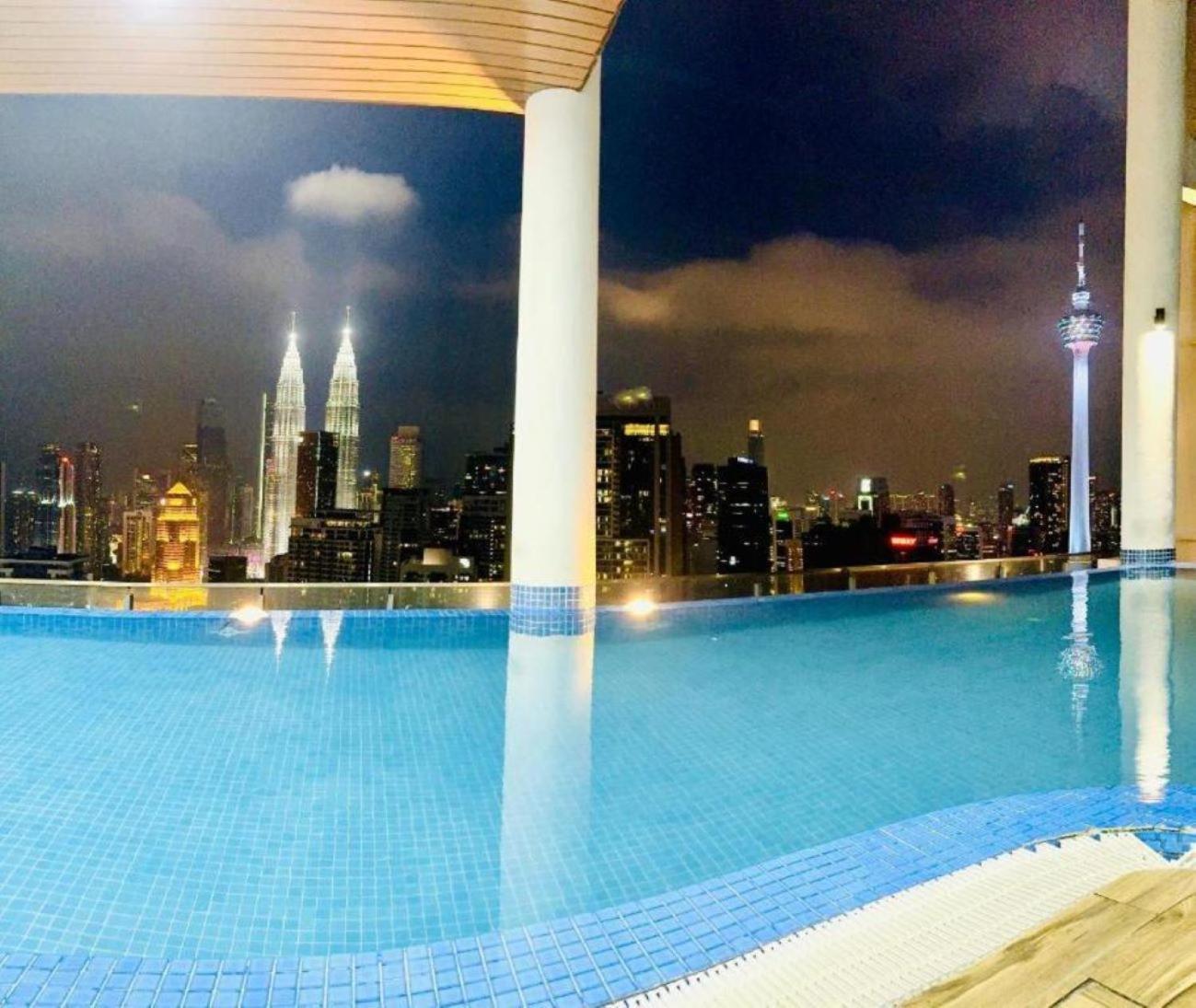 The Luxe Colony Klcc By Sky Pool Kuala Lumpur Exterior foto