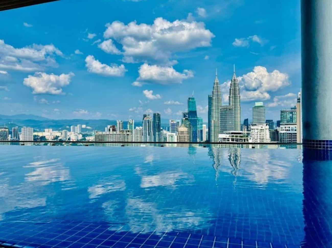 The Luxe Colony Klcc By Sky Pool Kuala Lumpur Exterior foto