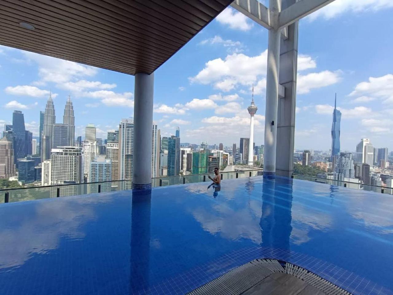 The Luxe Colony Klcc By Sky Pool Kuala Lumpur Exterior foto